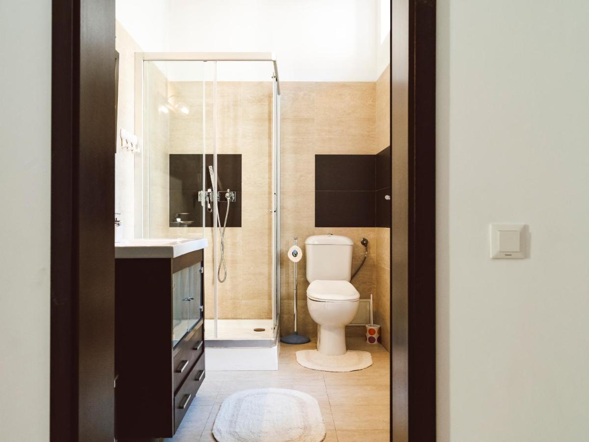 Gala Apartment Athenaeum - Amazing Arhitecture Букурещ Екстериор снимка