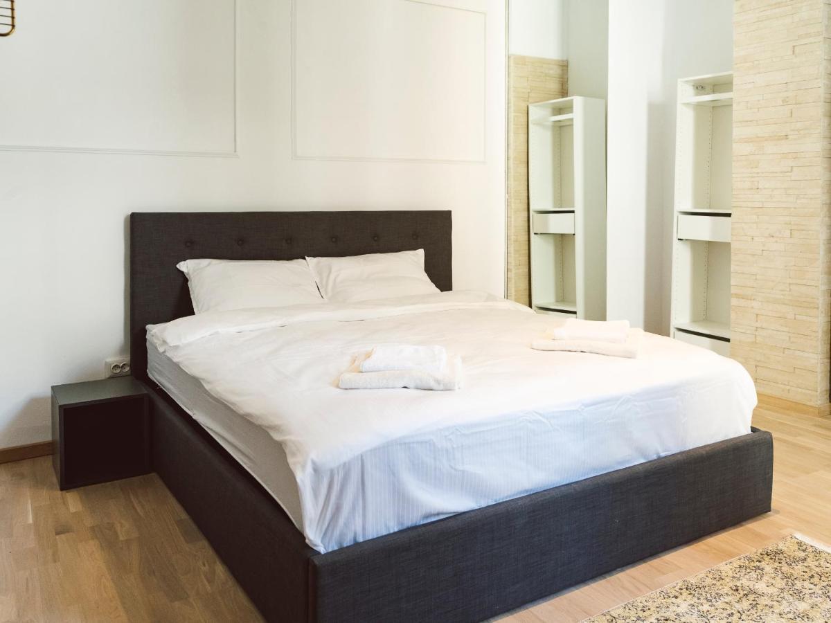 Gala Apartment Athenaeum - Amazing Arhitecture Букурещ Екстериор снимка